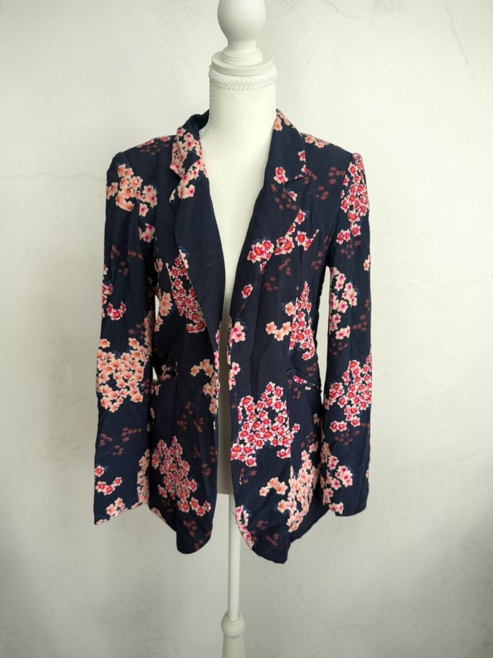 CYNTHIA ROWLEY Navy Blue Floral Blazer Jacket Size XS